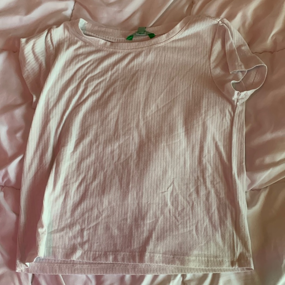 XS size. White